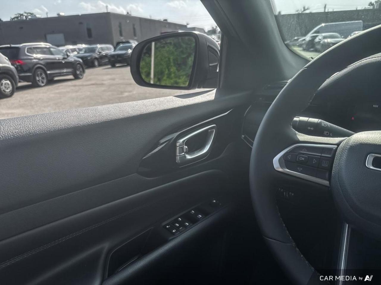 2025 Jeep Compass Altitude 4dr 4x4 Photo