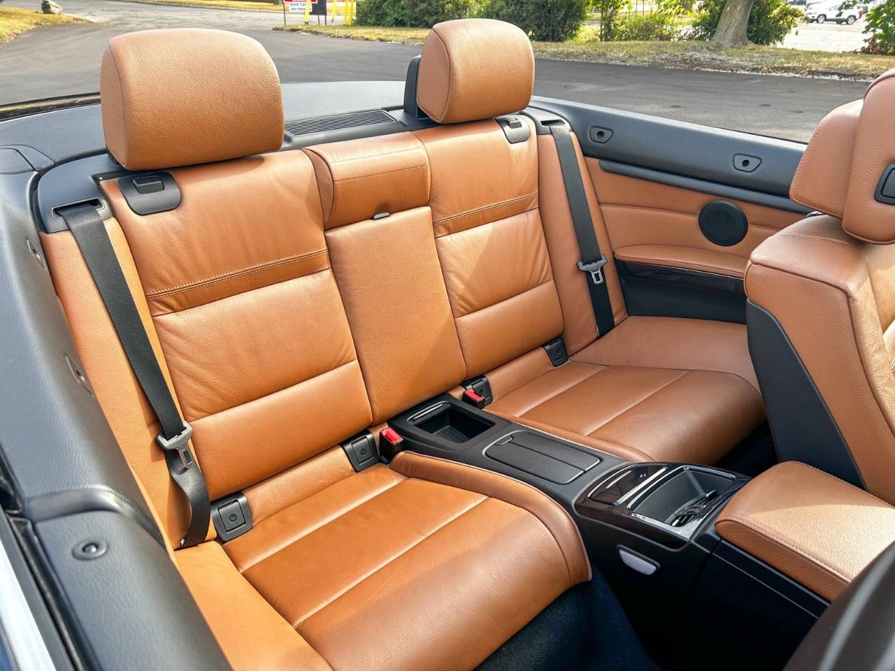 2012 BMW 3 Series Convertible / Low kilometers / Saddle brown leather Photo