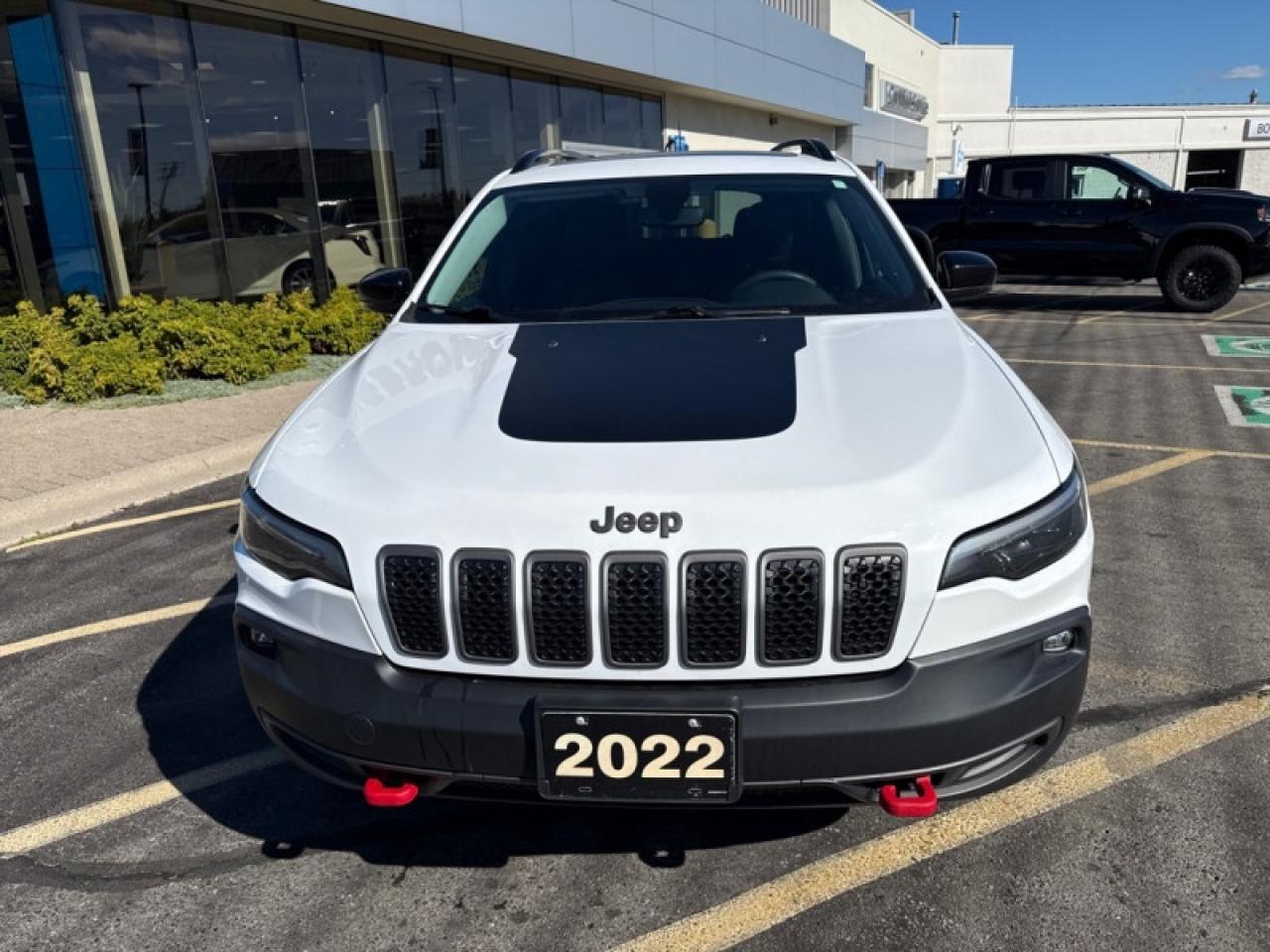 2022 Jeep Cherokee Trailhawk Photo