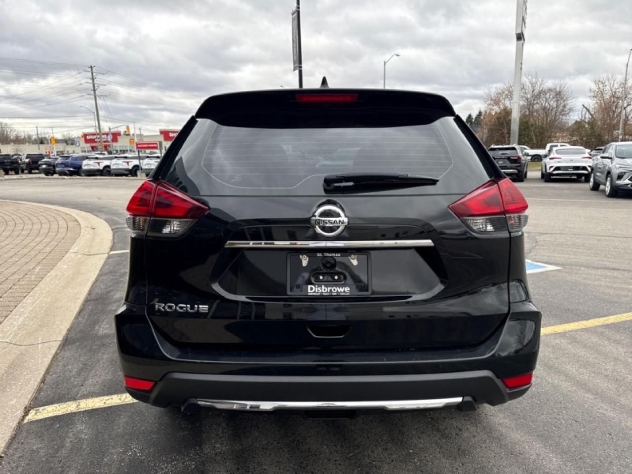 2020 Nissan Rogue FWD S Photo4