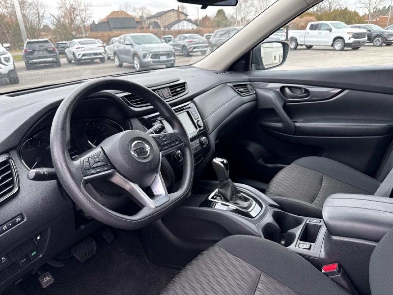 2020 Nissan Rogue FWD S Photo