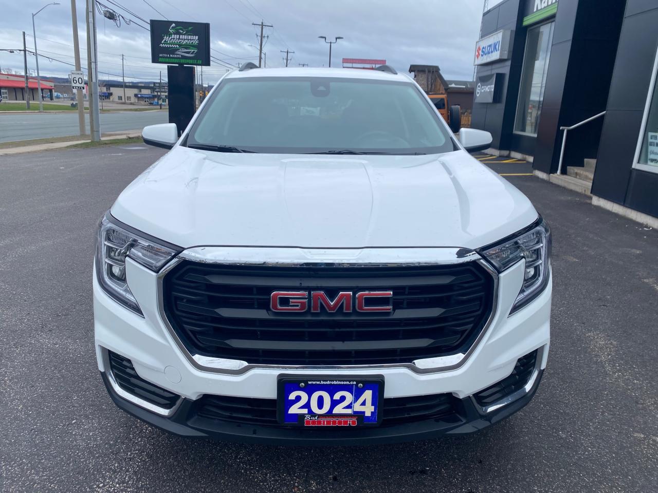 2024 GMC Terrain SLE 4dr All-Wheel Drive Photo