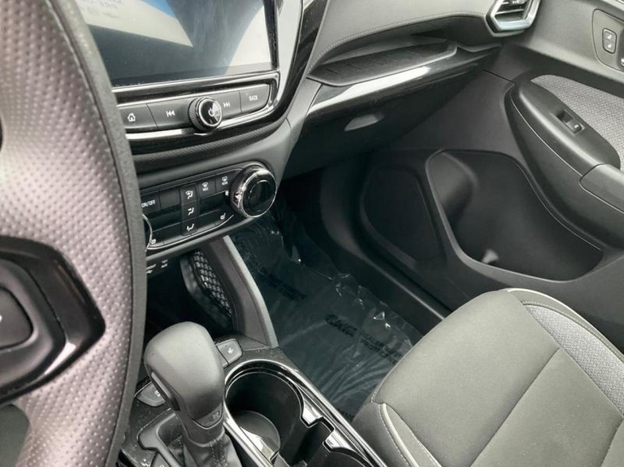 2022 Chevrolet TrailBlazer LT Photo4