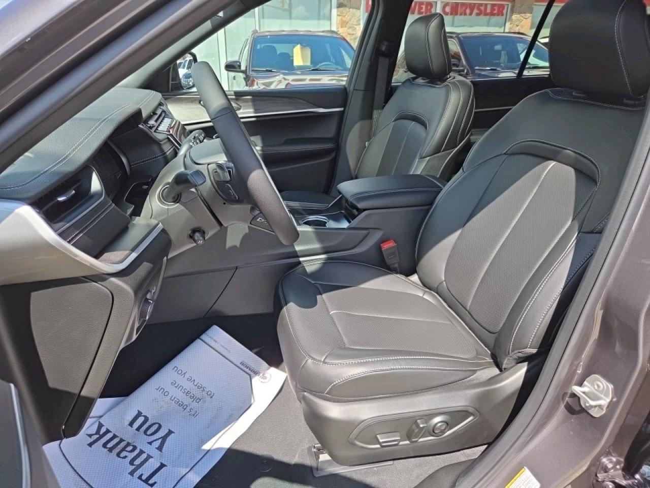 2025 Jeep Grand Cherokee L Limited 4dr 4x4 Photo