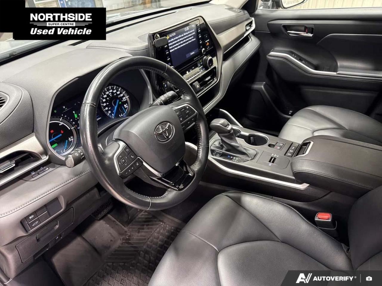 2021 Toyota Highlander Hybrid XLE 4dr All-Wheel Drive Photo