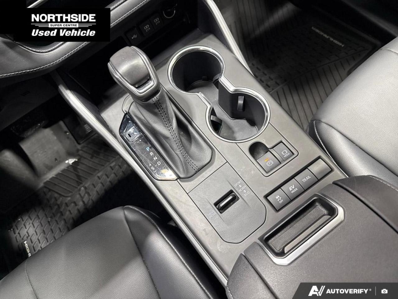 2021 Toyota Highlander Hybrid XLE 4dr All-Wheel Drive Photo