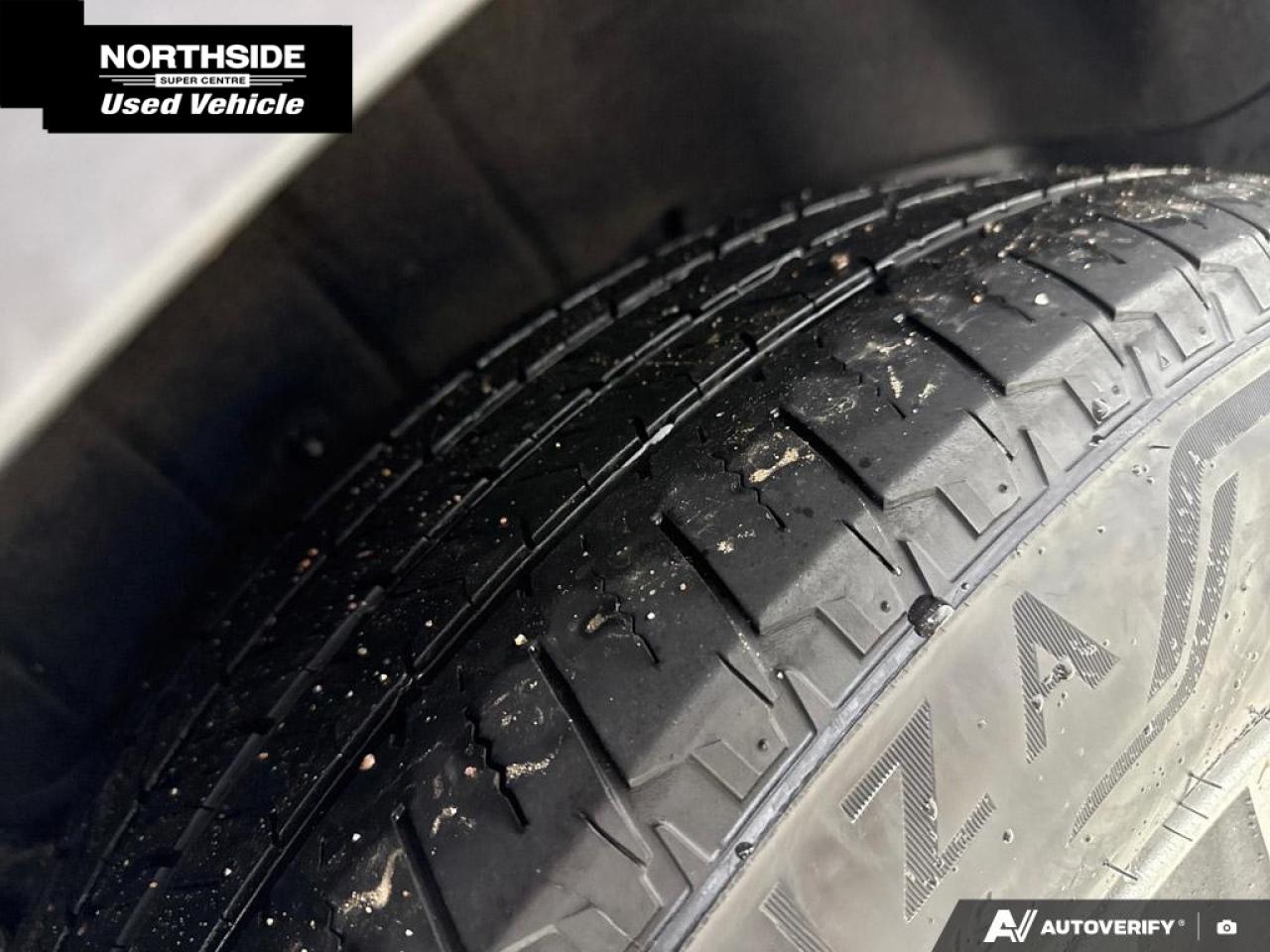 2021 Toyota Highlander Hybrid XLE 4dr All-Wheel Drive Photo