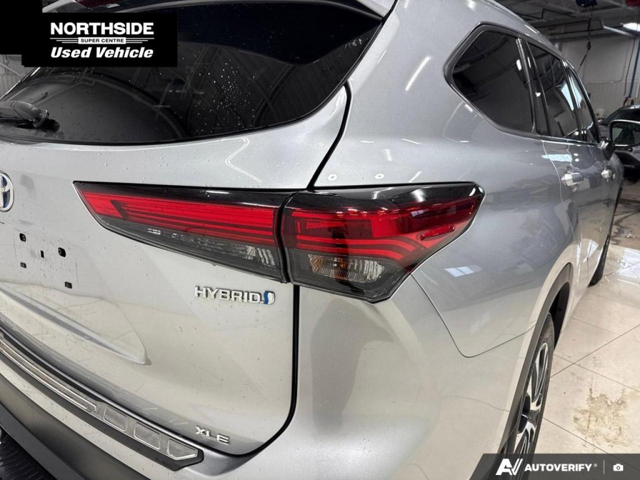 2021 Toyota Highlander Hybrid XLE 4dr All-Wheel Drive Photo