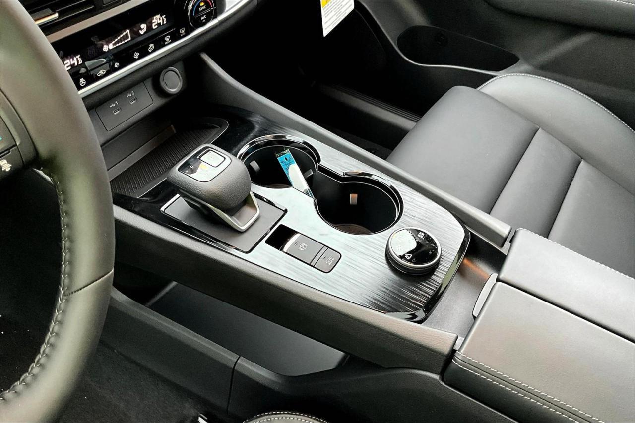 2025 Nissan Rogue Midnight Edition 4dr All-Wheel Drive Sport Utility Photo