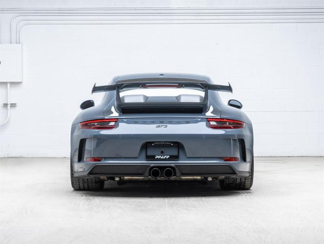 2018 Porsche 911  Photo