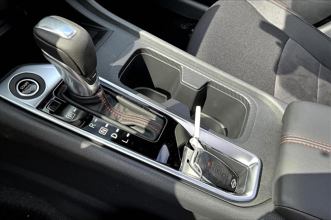 2025 Nissan Sentra SR 4dr Sedan Photo