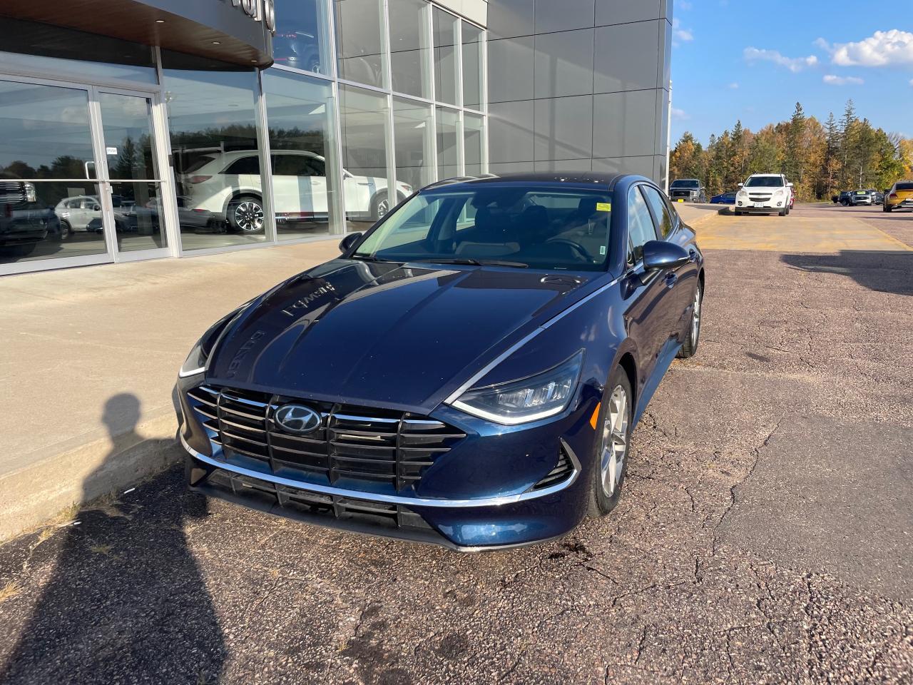 2021 Hyundai Sonata Preferred 4dr Sedan Photo2