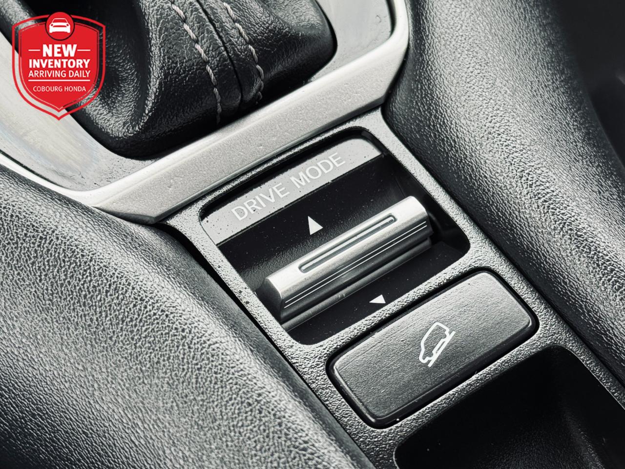 2024 Honda HR-V EX-L Navi 4dr All-Wheel Drive Photo