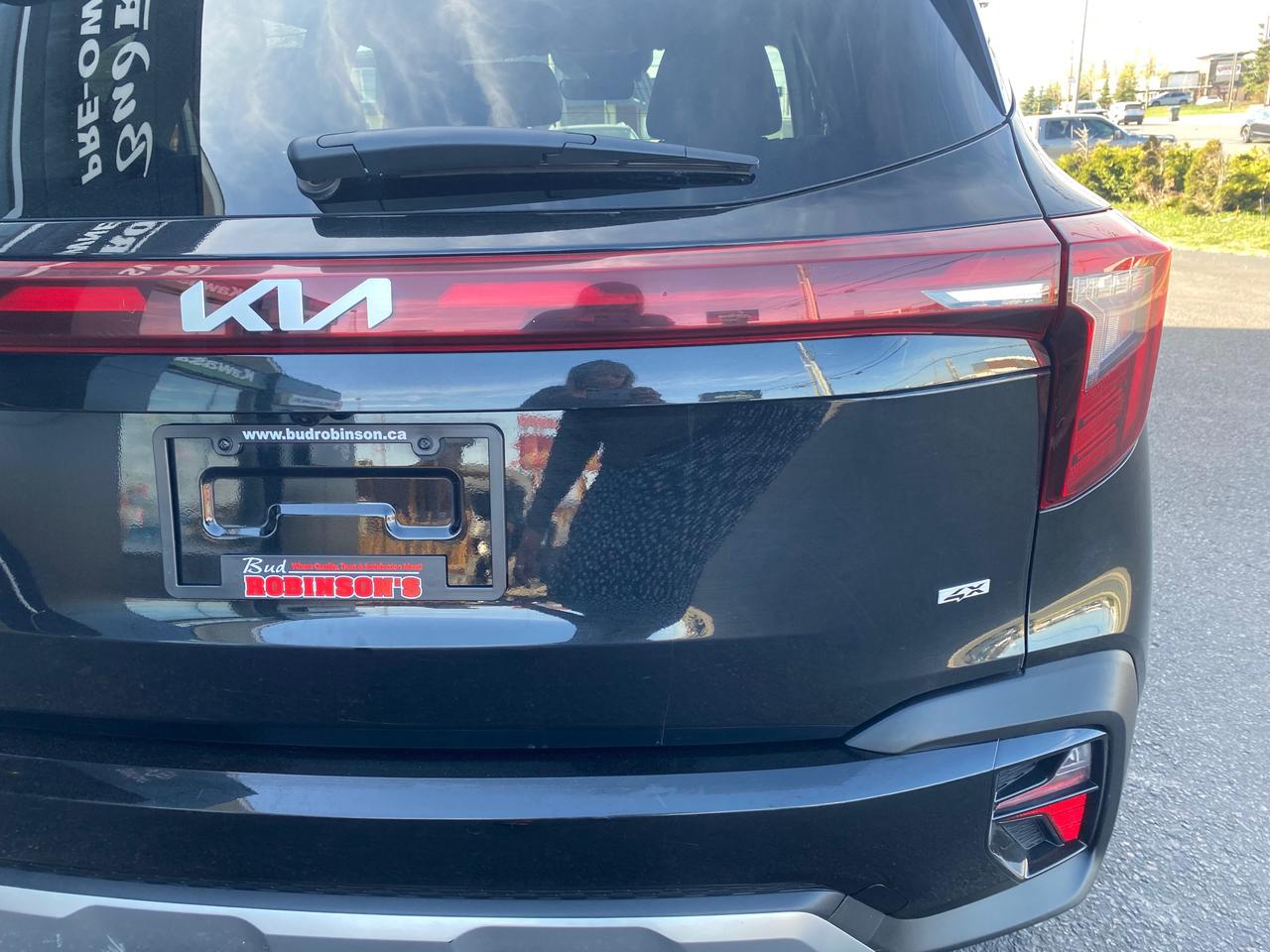 2025 Kia Seltos EX 4dr All-Wheel Drive Photo