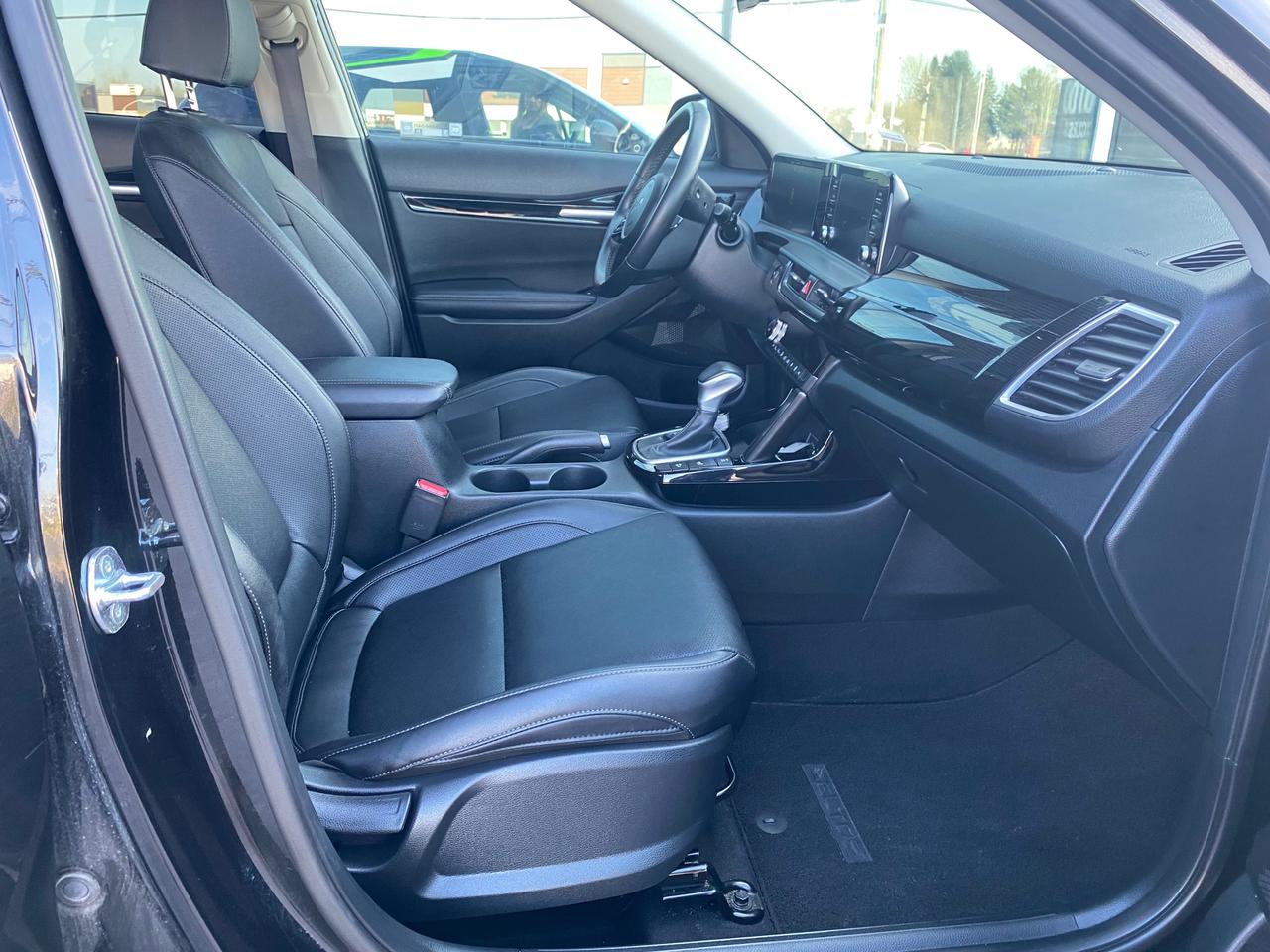 2025 Kia Seltos EX 4dr All-Wheel Drive Photo