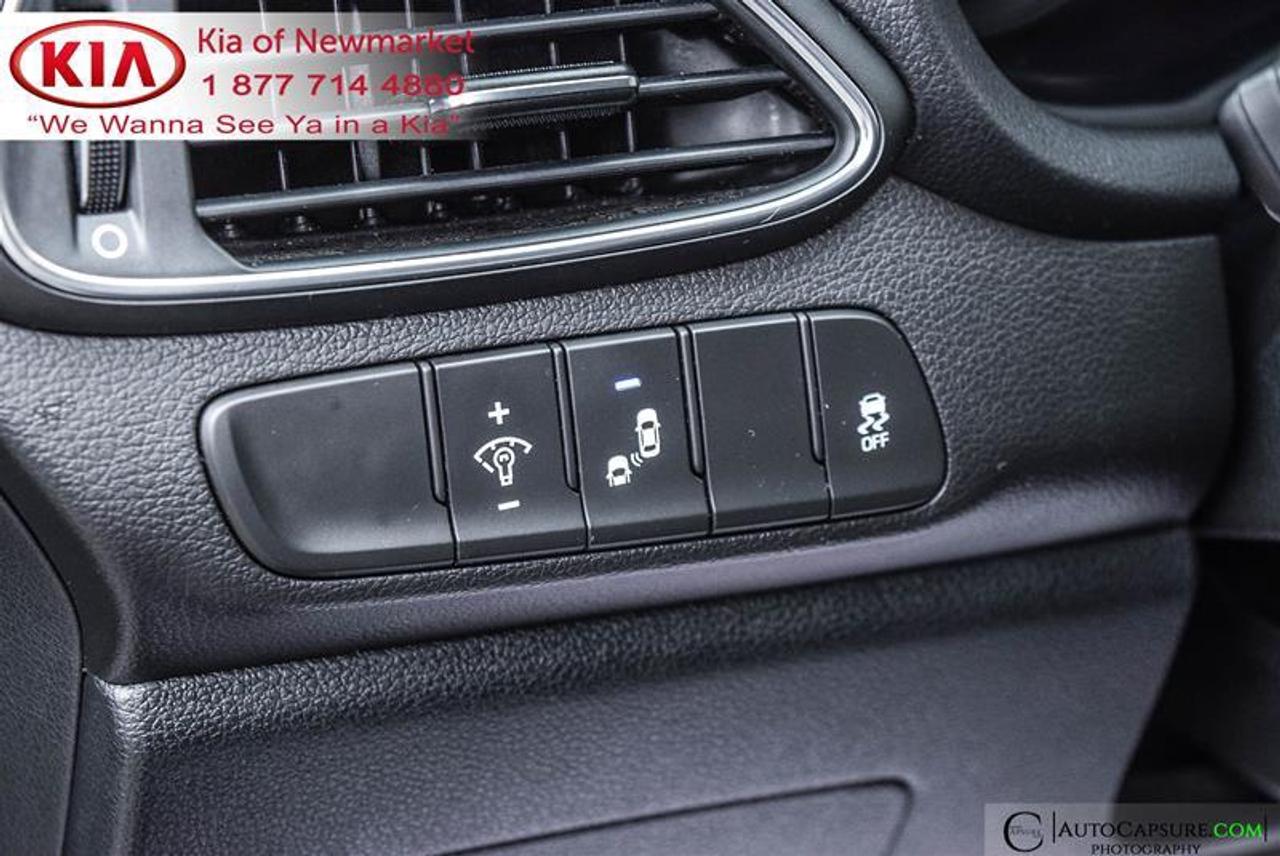 2019 Hyundai Elantra GT Preferred (A6) 4dr Hatchback Photo