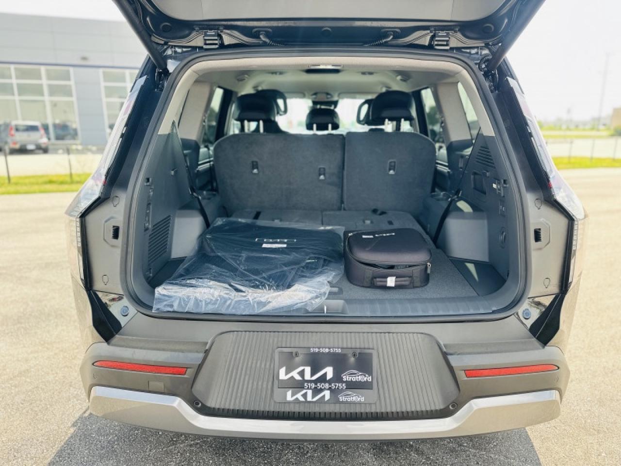 2026 Kia EV9 W/PREMIUM PACKAGE Photo