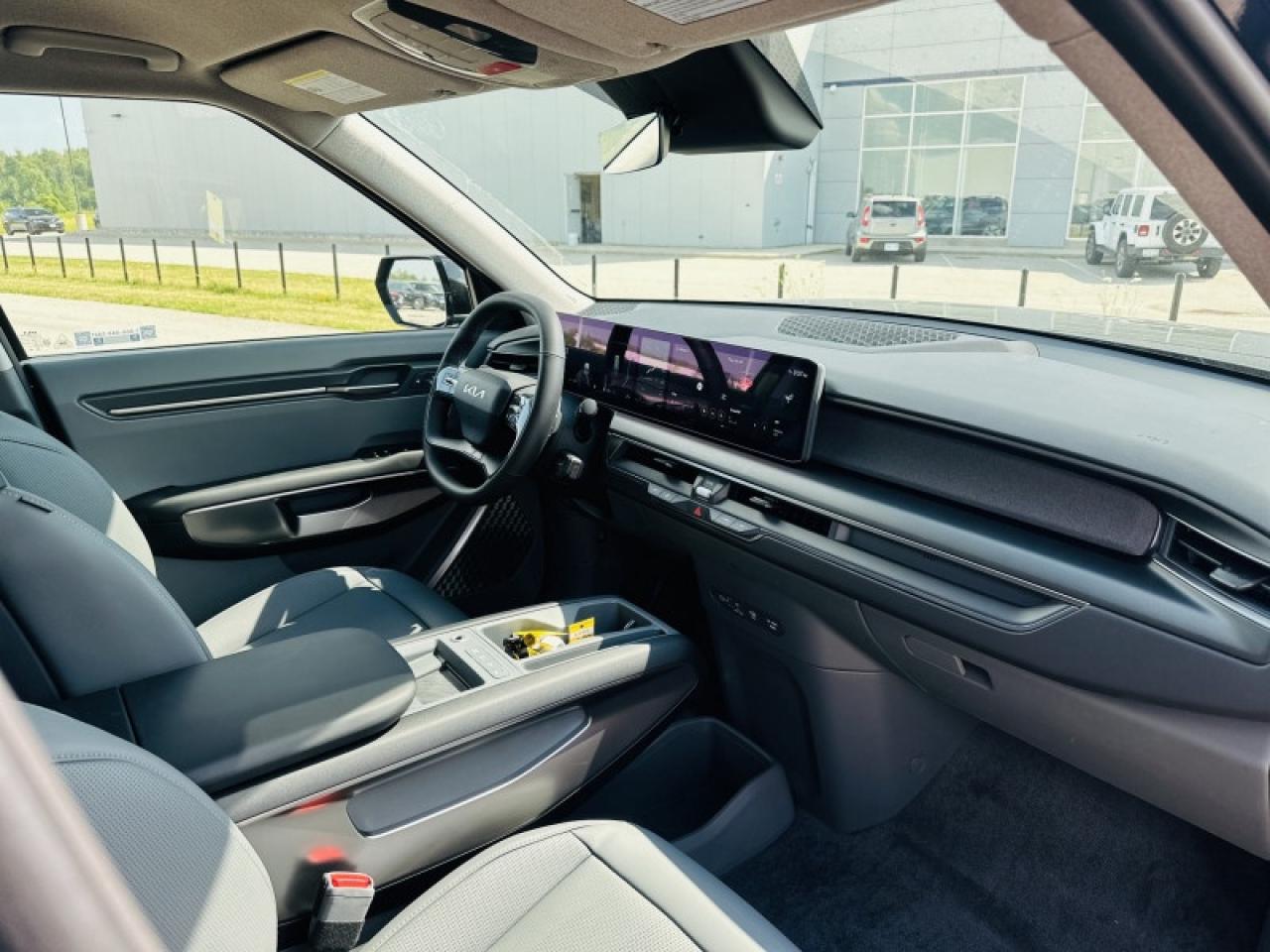 2026 Kia EV9 W/PREMIUM PACKAGE Photo