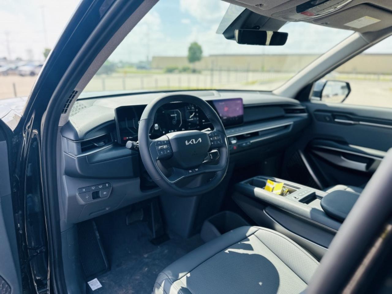 2026 Kia EV9 W/PREMIUM PACKAGE Photo