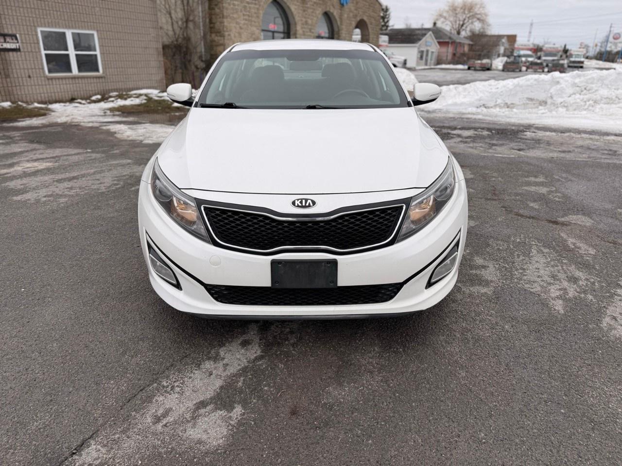 2015 Kia Optima 4dr Sdn Auto LX Photo