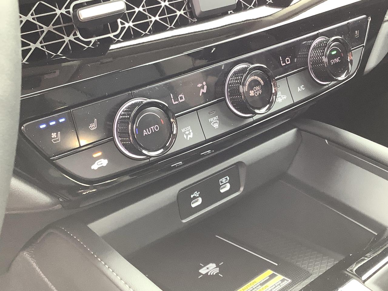 2025 Honda Accord Hybrid Touring 4dr Sedan Photo