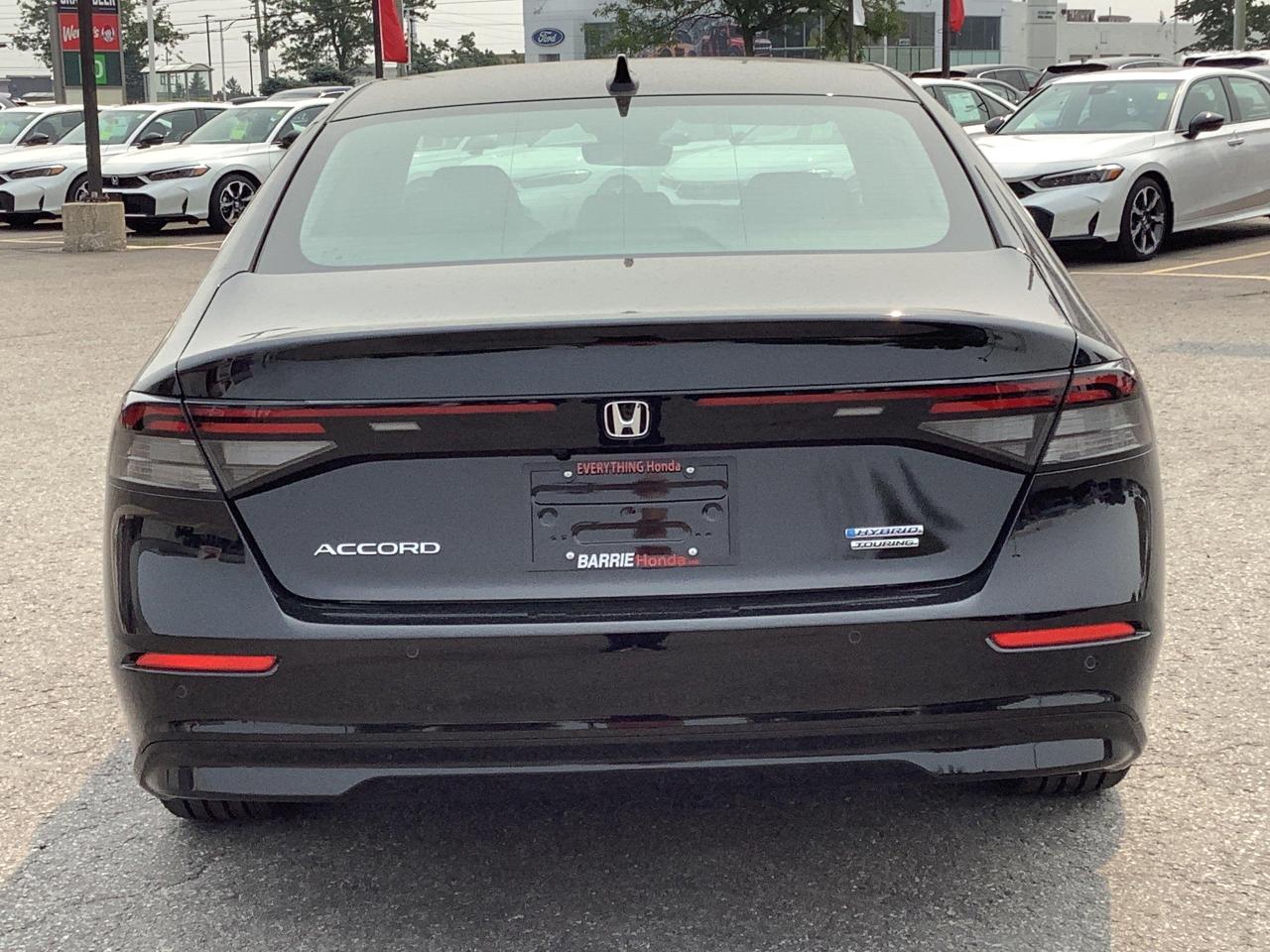 2025 Honda Accord Hybrid Touring 4dr Sedan Photo