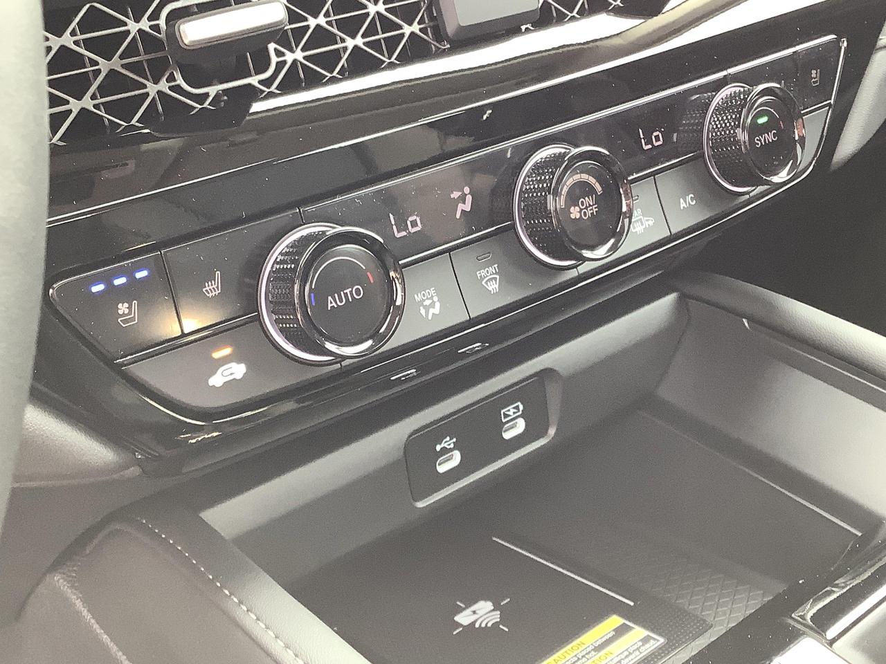 2025 Honda Accord Hybrid Touring 4dr Sedan Photo