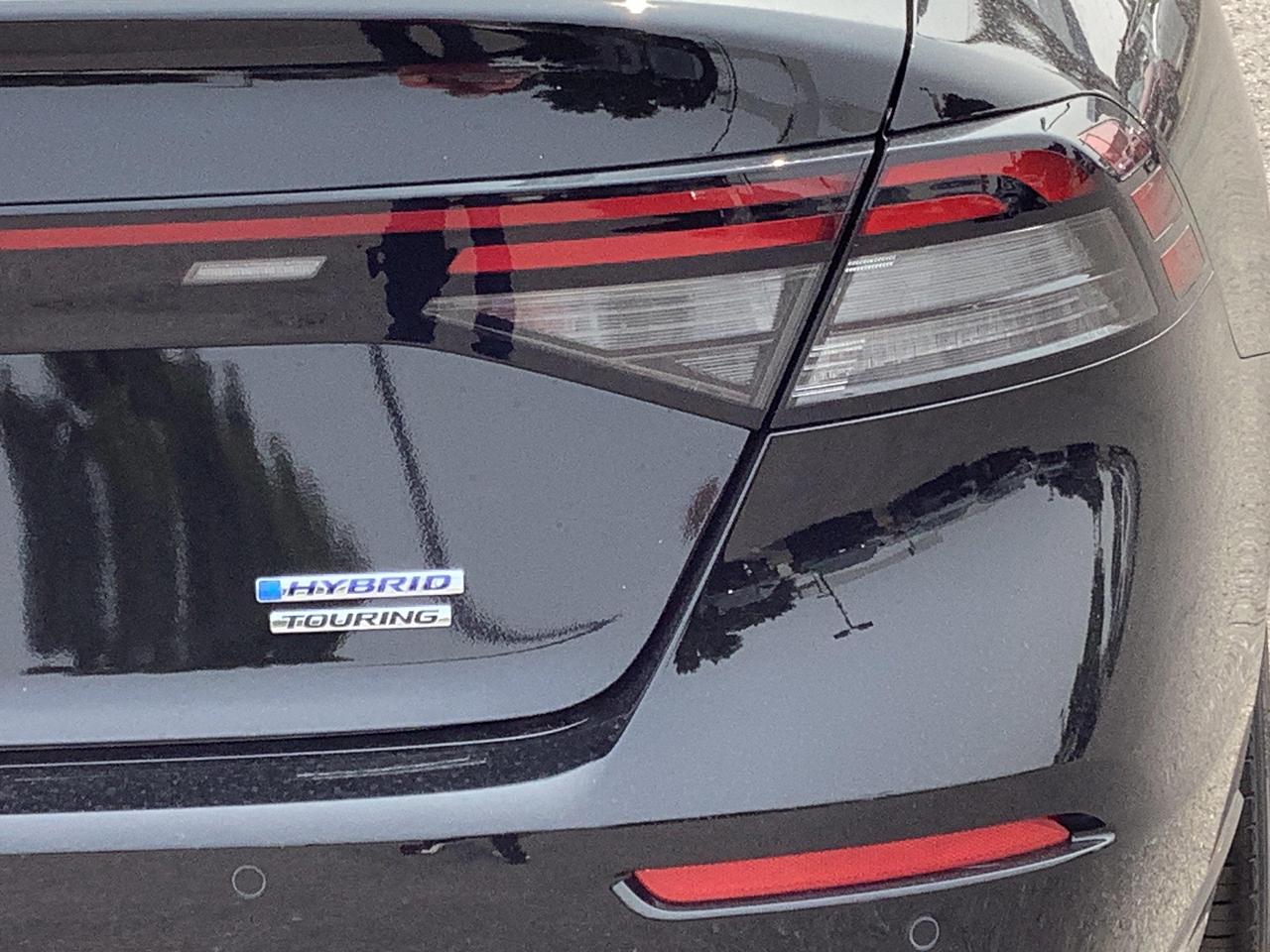 2025 Honda Accord Hybrid Touring 4dr Sedan Photo