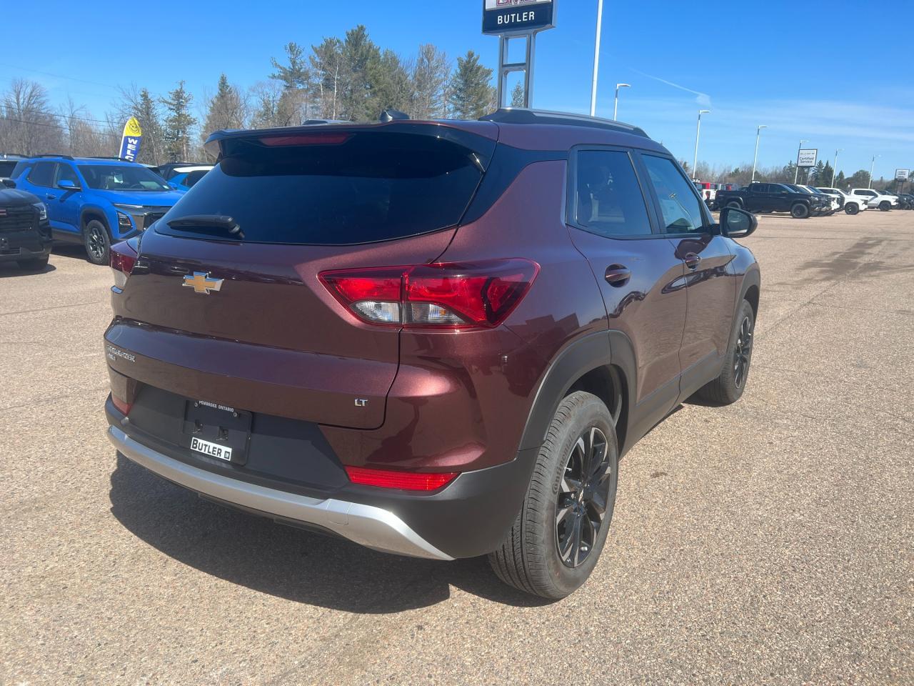 2023 Chevrolet TrailBlazer LT All-Wheel Drive Photo