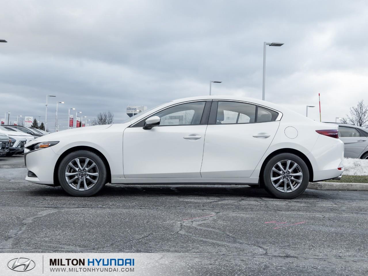 2020 Mazda 3 GX (A6) 4dr Front-Wheel Drive Sedan Photo2