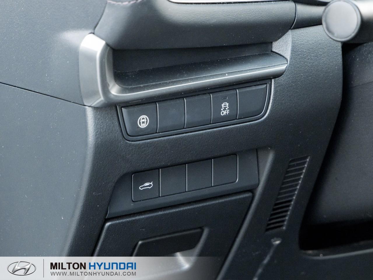 2020 Mazda 3 GX (A6) 4dr Front-Wheel Drive Sedan Photo