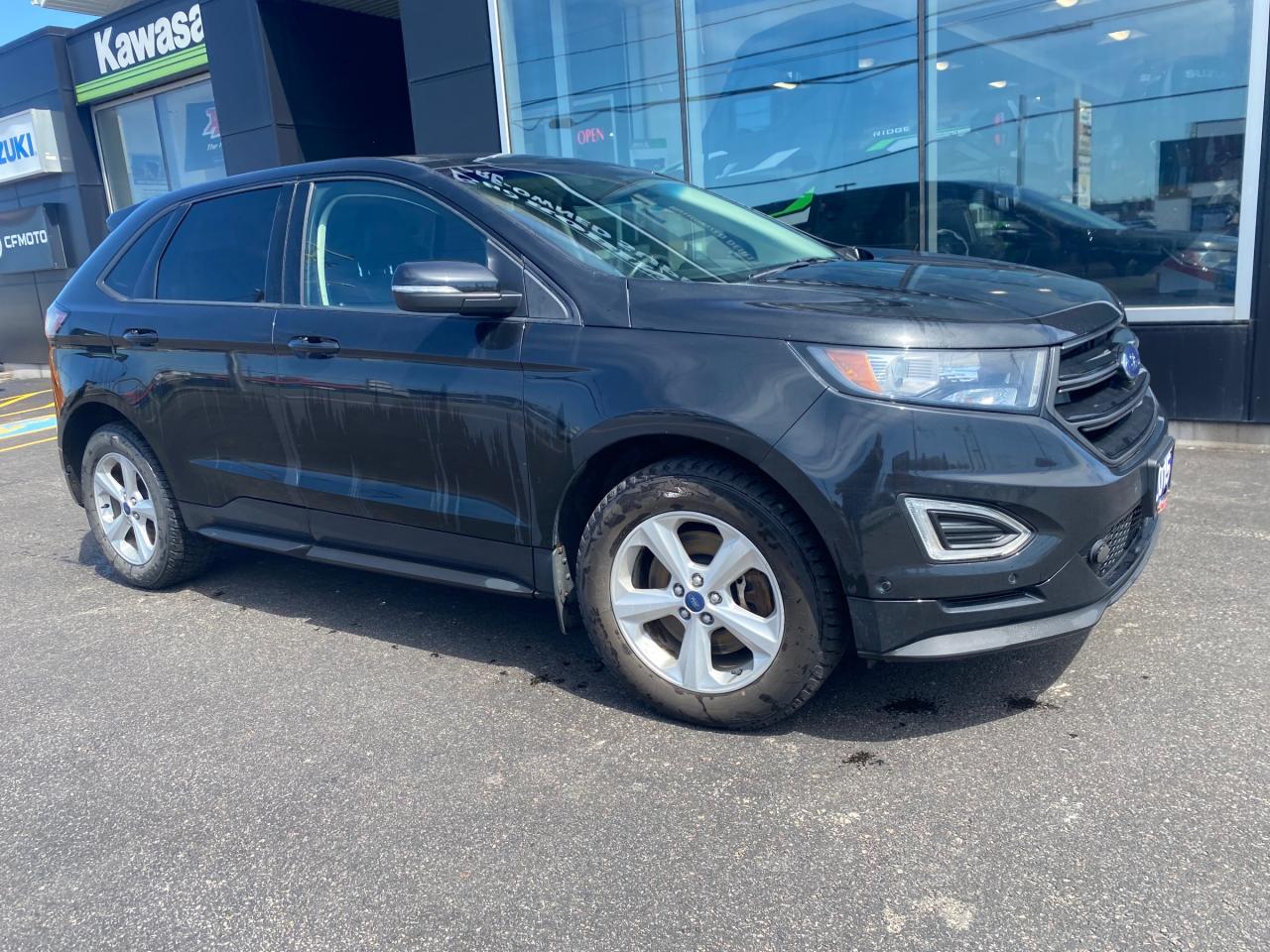 2015 Ford Edge Sport 4dr All-wheel Drive Photo2