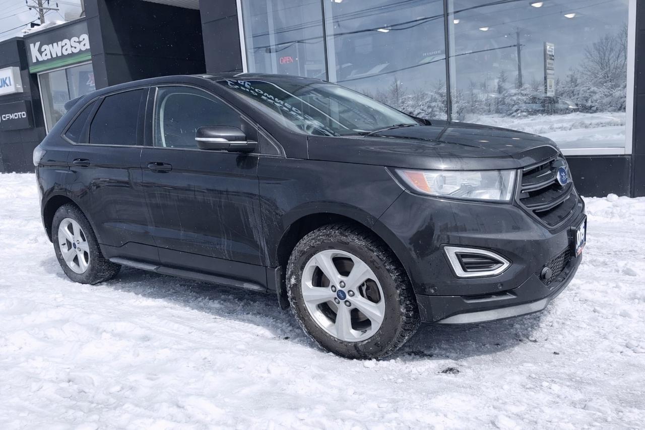 2015 Ford Edge Sport 4dr All-wheel Drive Photo2