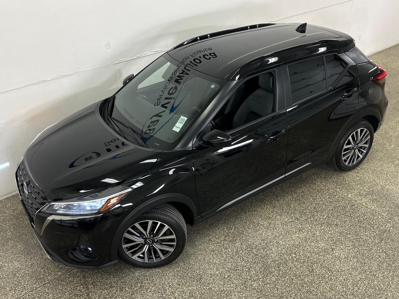 2023 Nissan Kicks SR 4dr Front-Wheel Drive Photo0