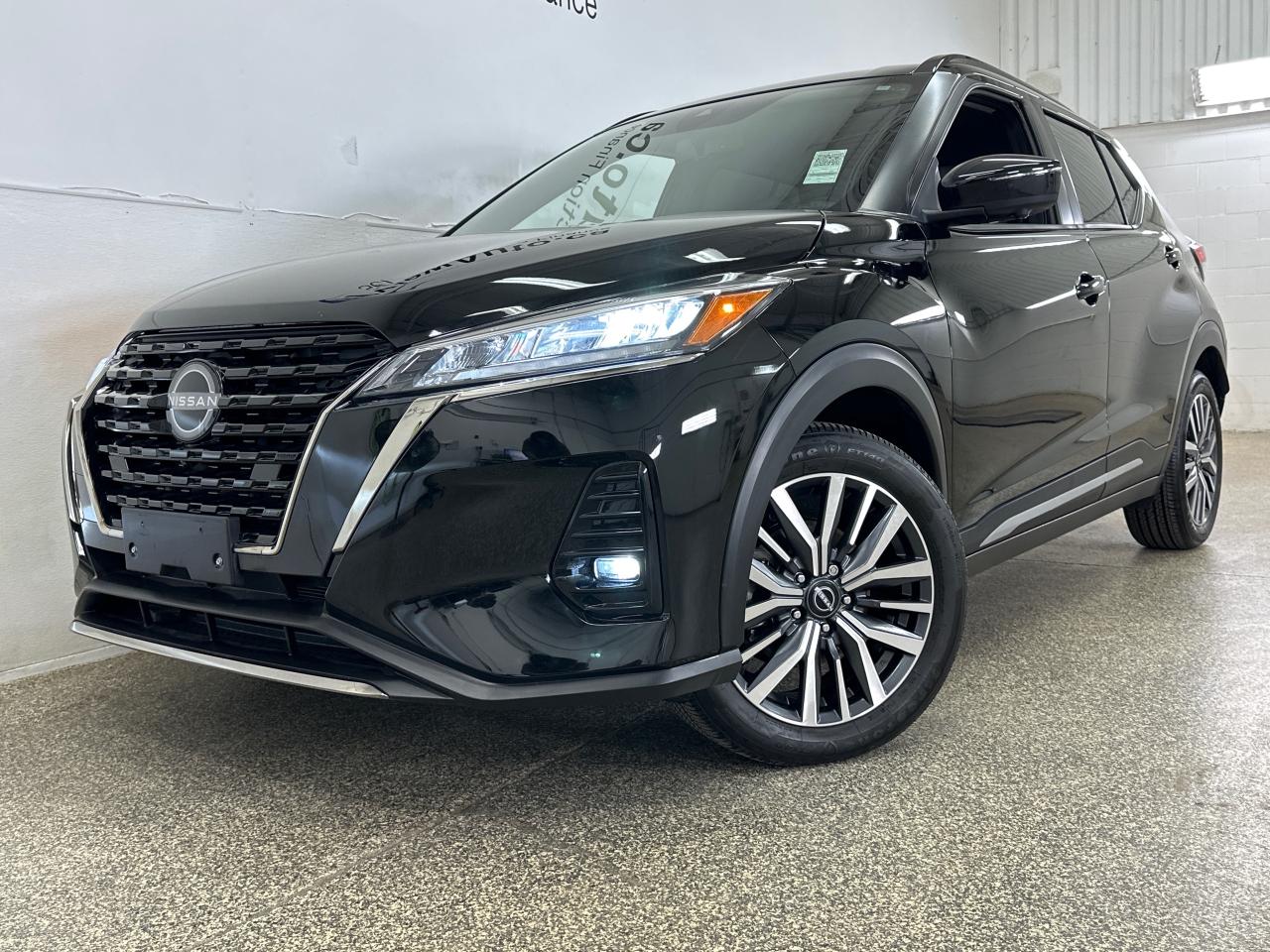 2023 Nissan Kicks SR 4dr Front-Wheel Drive Photo3