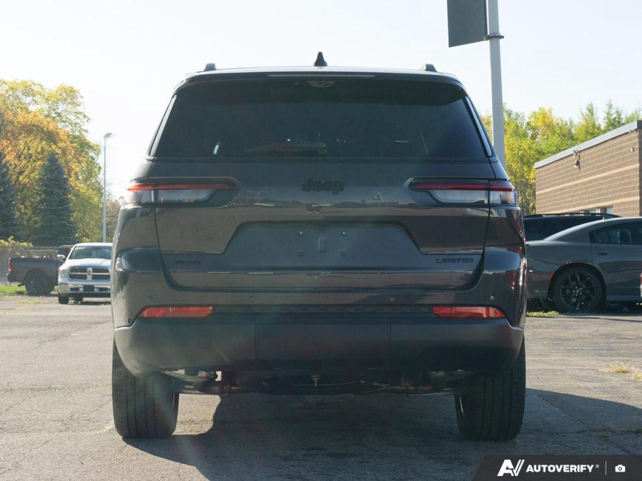 2025 Jeep Grand Cherokee L Limited 4dr 4x4 Photo4