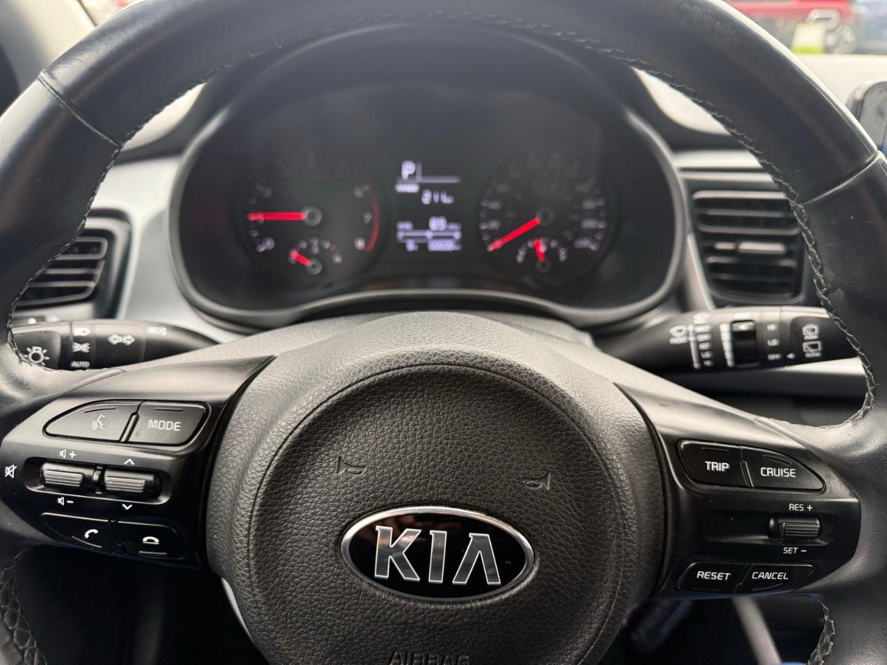 2021 Kia Rio 5-door  Photo