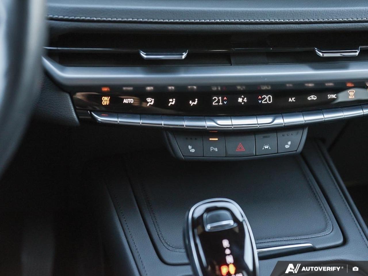 2024 Cadillac XT4 Premium Luxury Photo