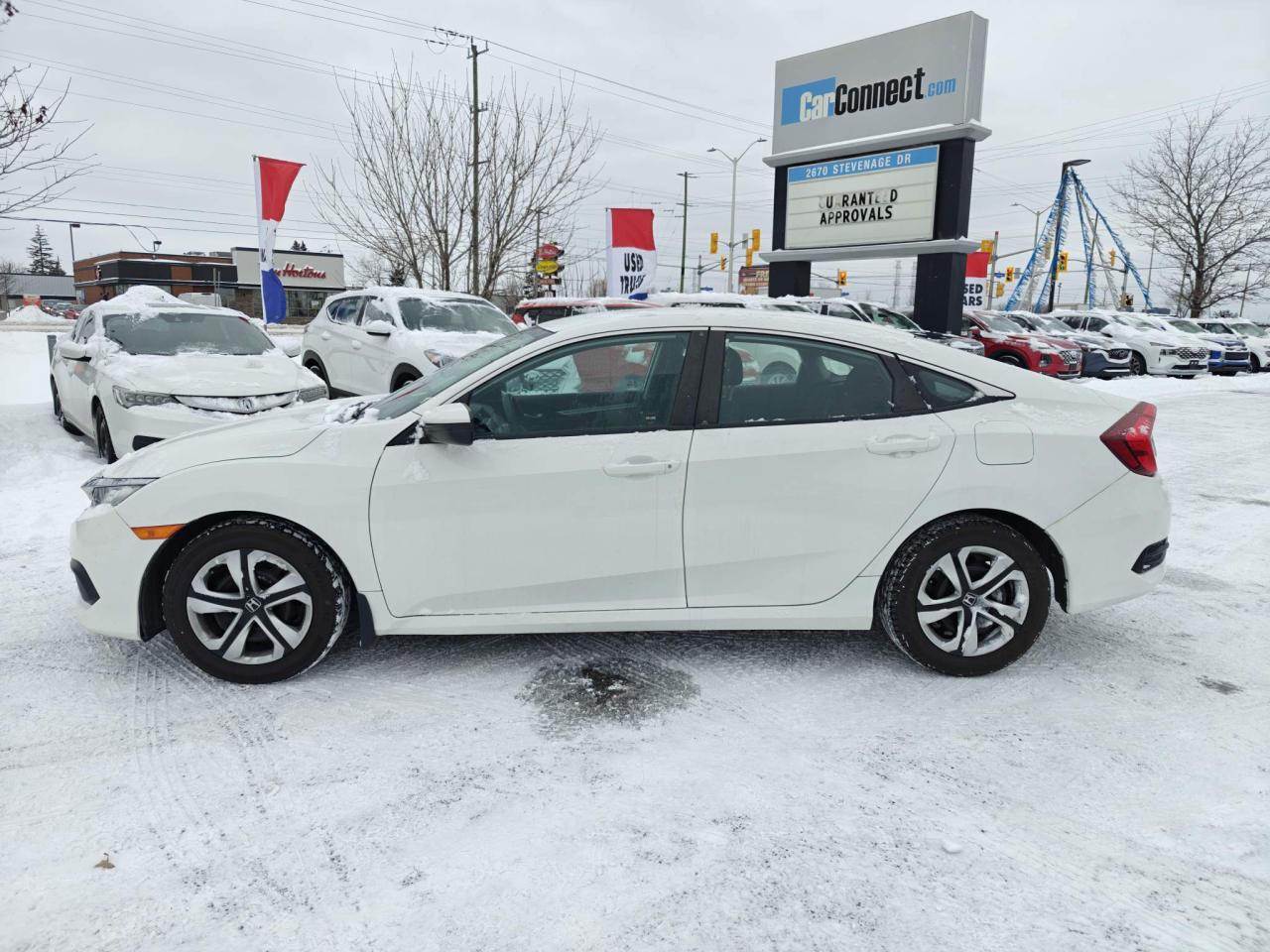 2017 Honda Civic LX (M6) 4dr Sedan Photo