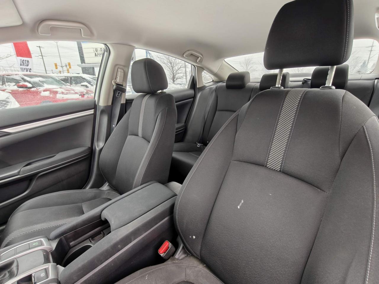 2017 Honda Civic LX (M6) 4dr Sedan Photo