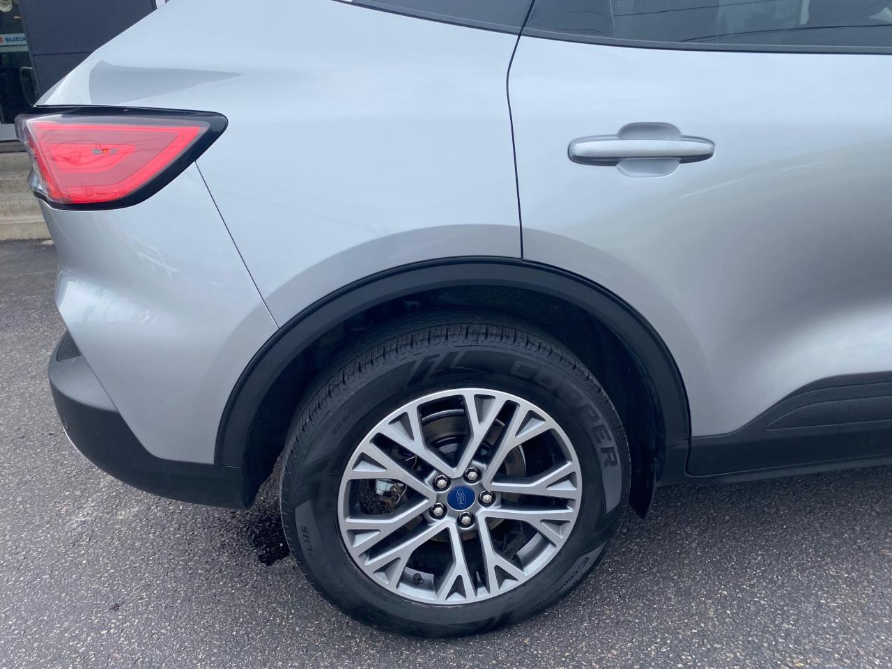 2022 Ford Escape SEL 4dr All-Wheel Drive Photo