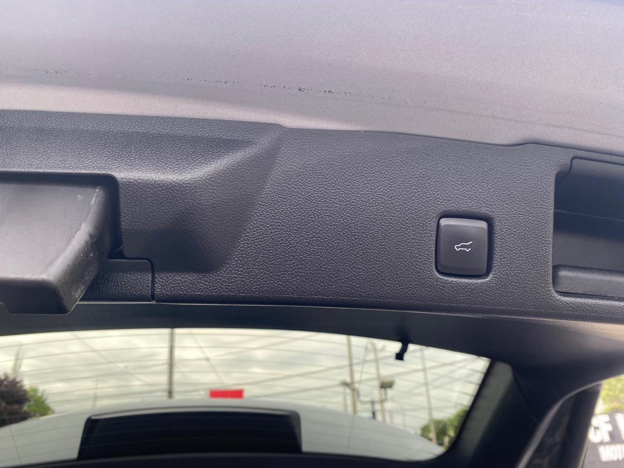 2022 Ford Escape SEL 4dr All-Wheel Drive Photo