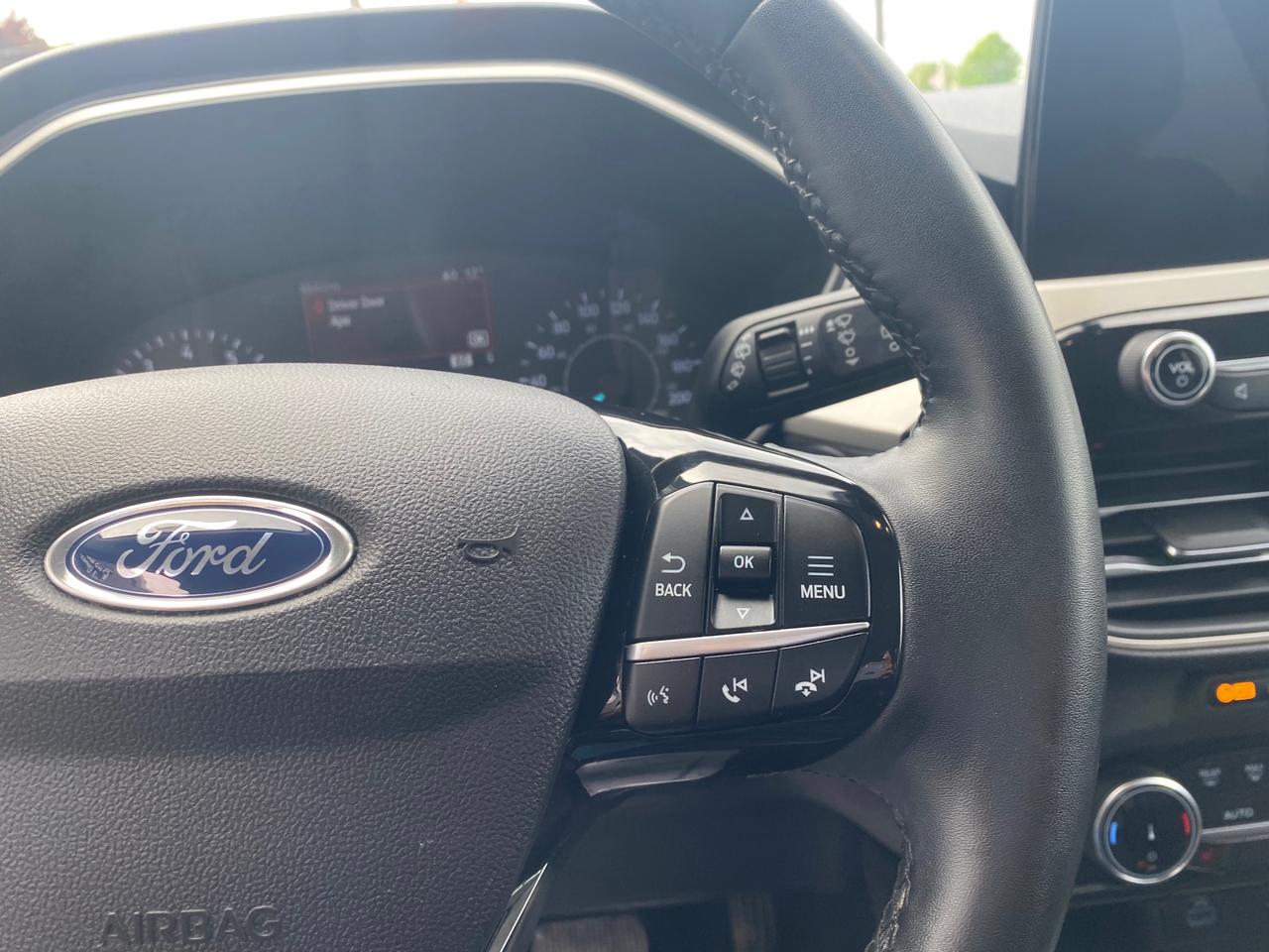 2022 Ford Escape SEL 4dr All-Wheel Drive Photo