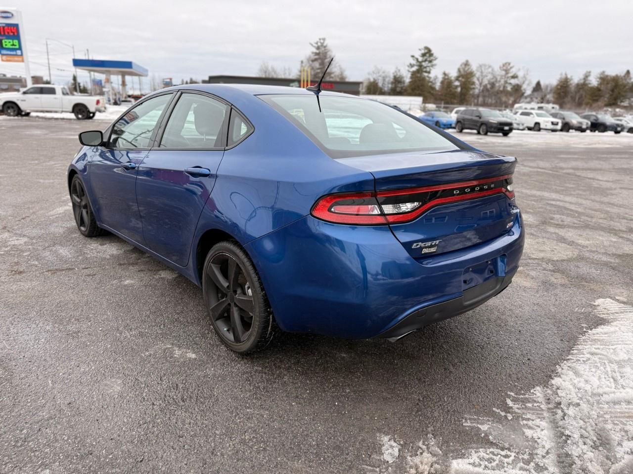 2014 Dodge Dart 4dr Sdn SXT Photo2