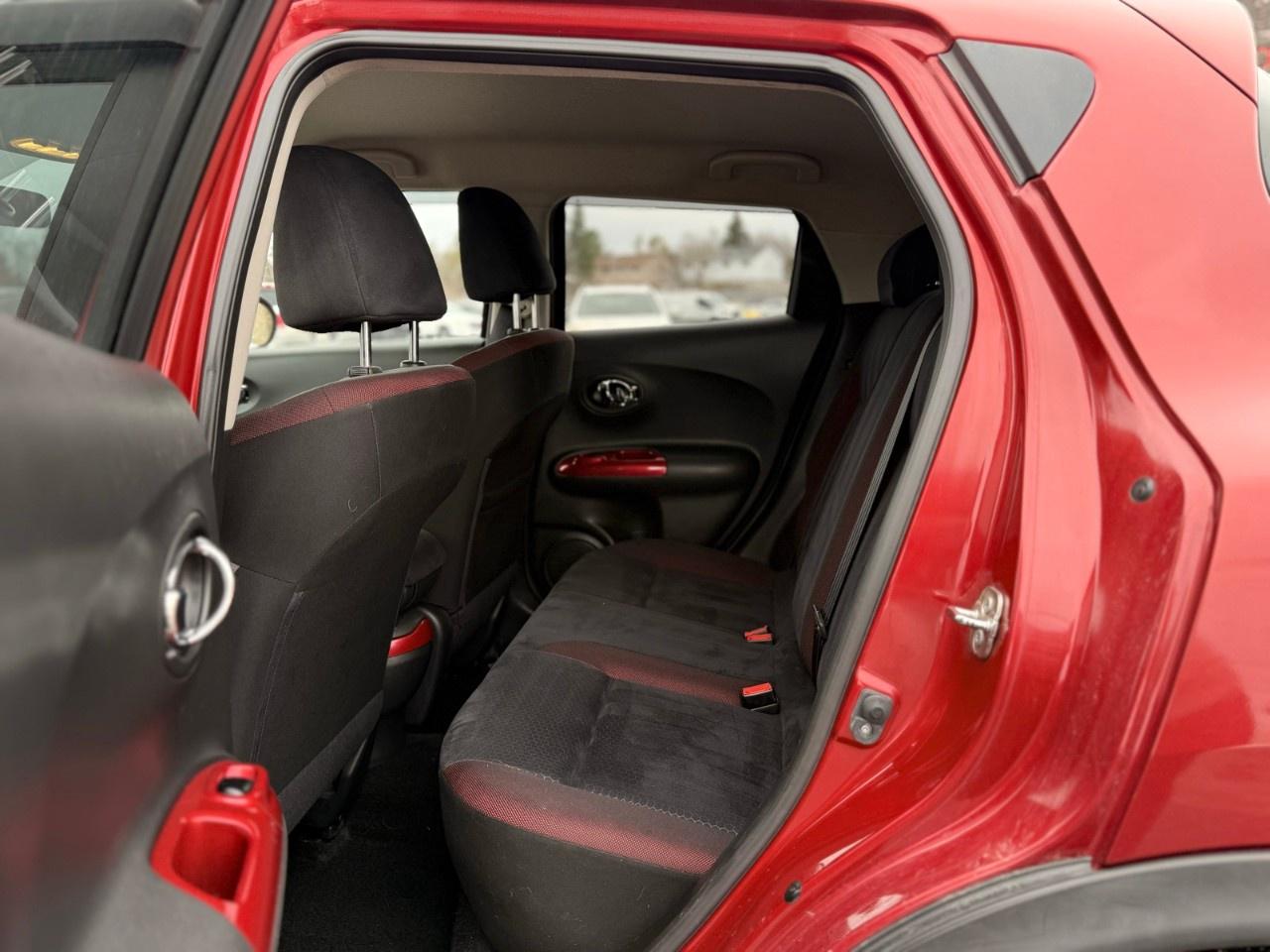 2014 Nissan Juke 5dr Wgn CVT SV AWD Photo