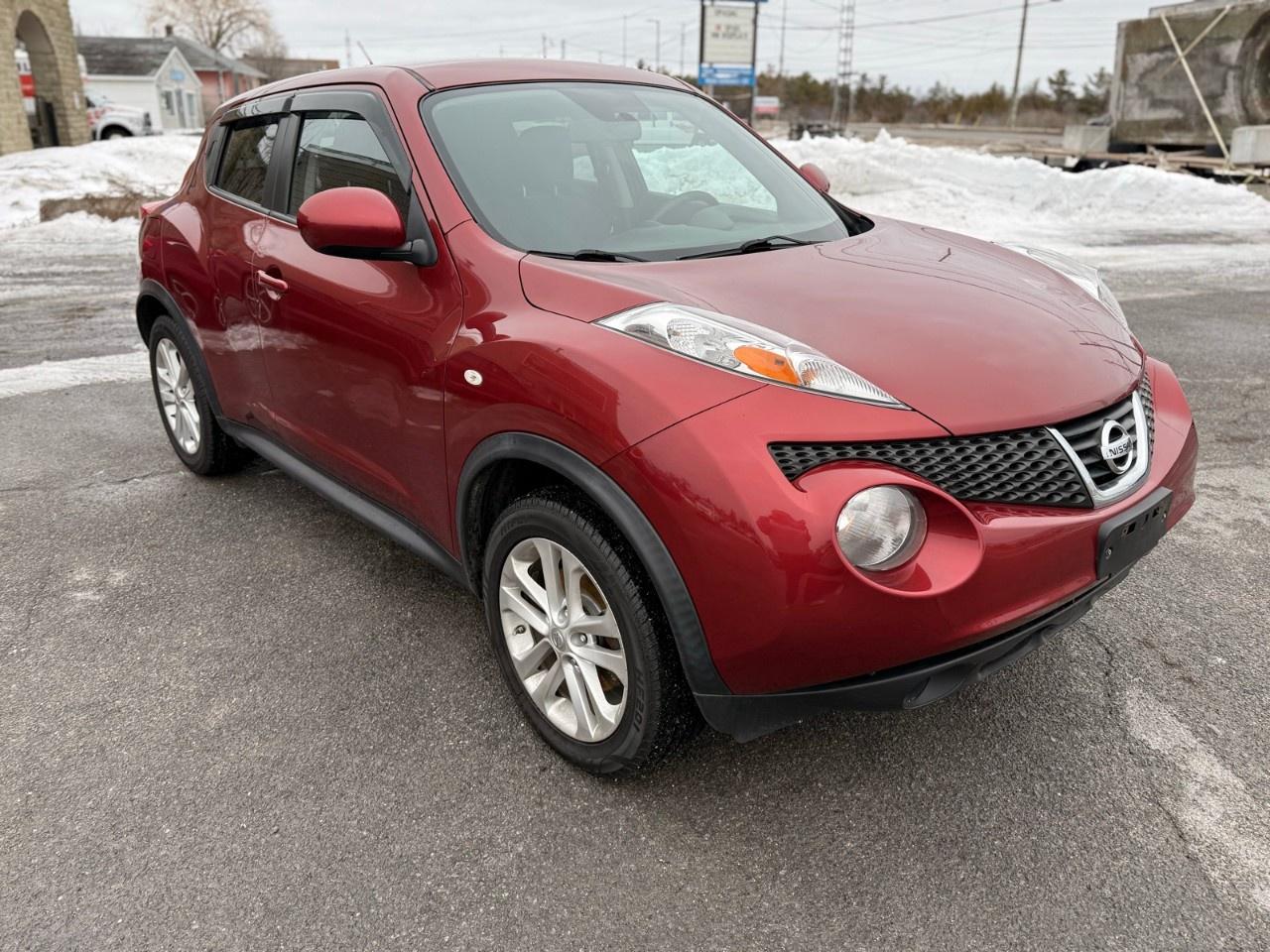 2014 Nissan Juke 5dr Wgn CVT SV AWD Photo