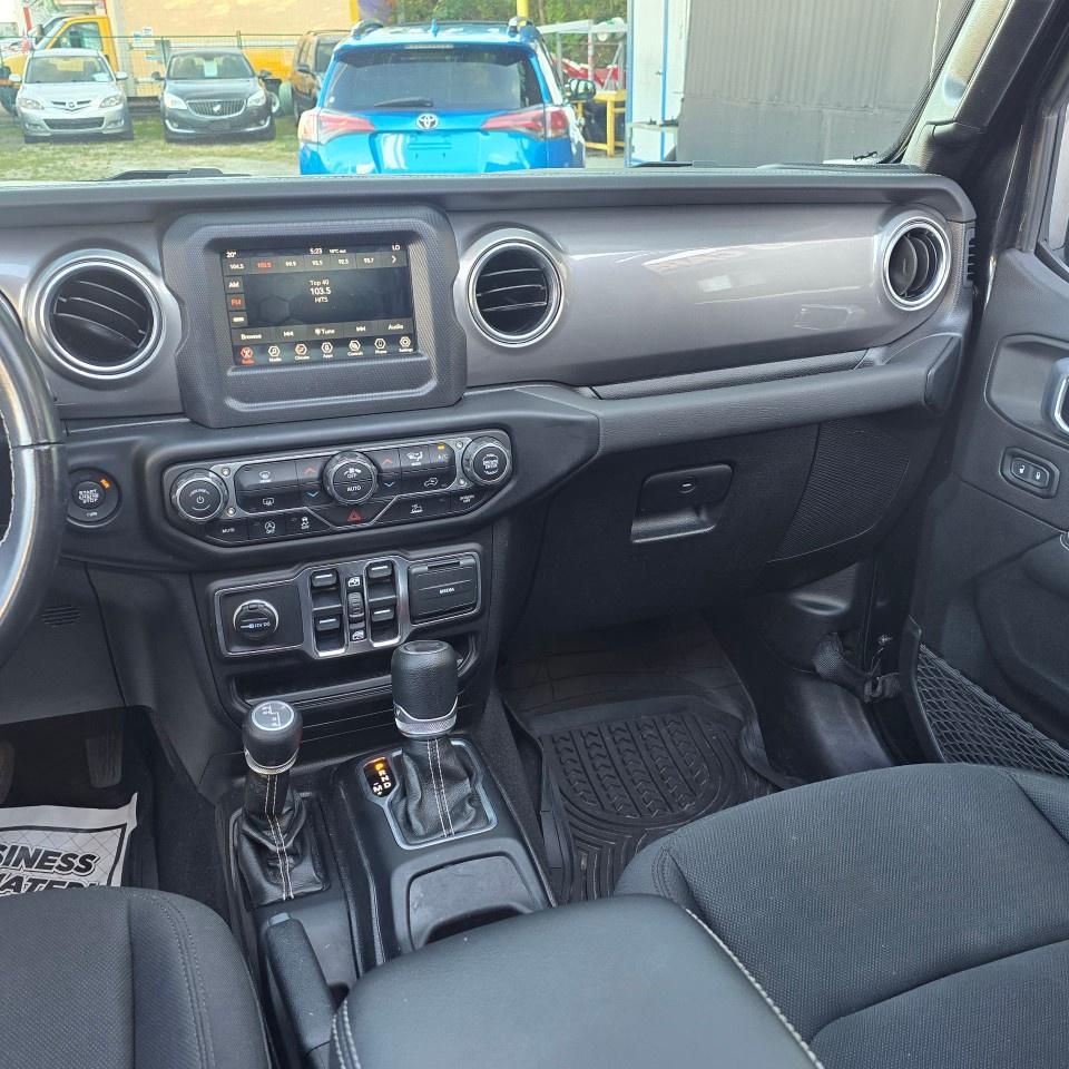 2021 Jeep Wrangler Unlimited Sahara 4X4 Photo