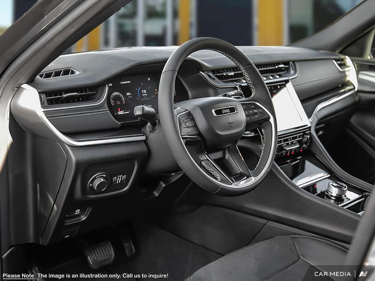 2025 Jeep Grand Cherokee L Laredo 4dr 4x4 Photo