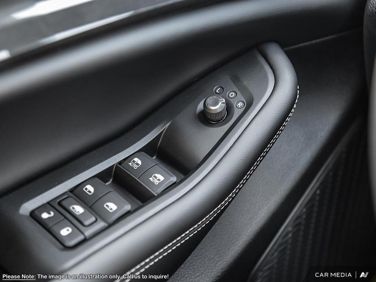 2025 Jeep Grand Cherokee L Laredo 4dr 4x4 Photo