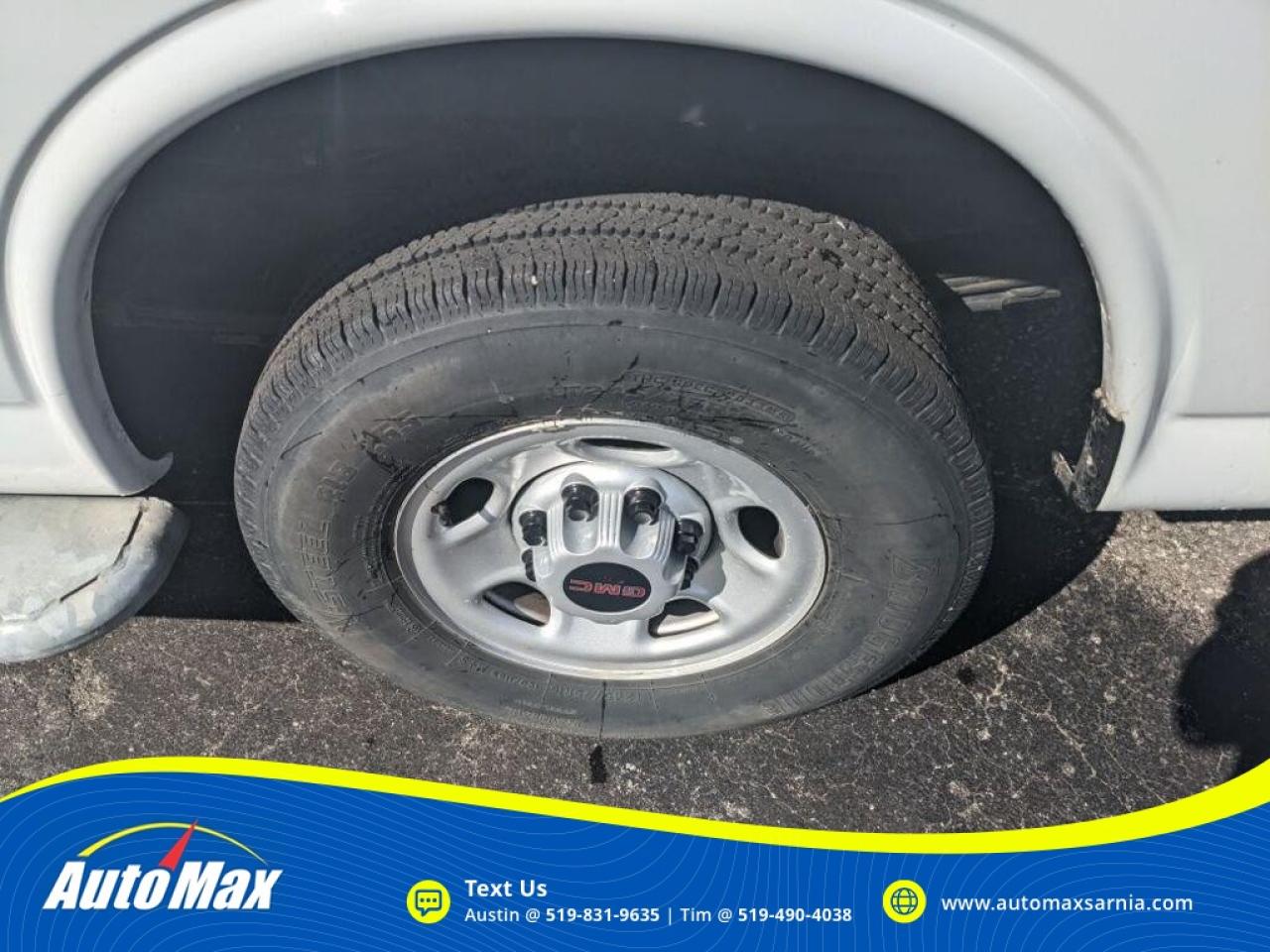 2019 GMC Savana 2500 Work Van Rear-Wheel Drive Cargo Van Photo